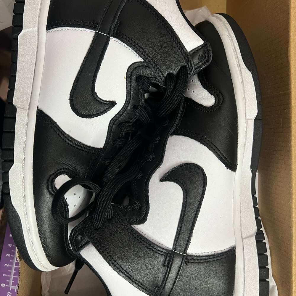 Size 5 Nike Dunk High black & white